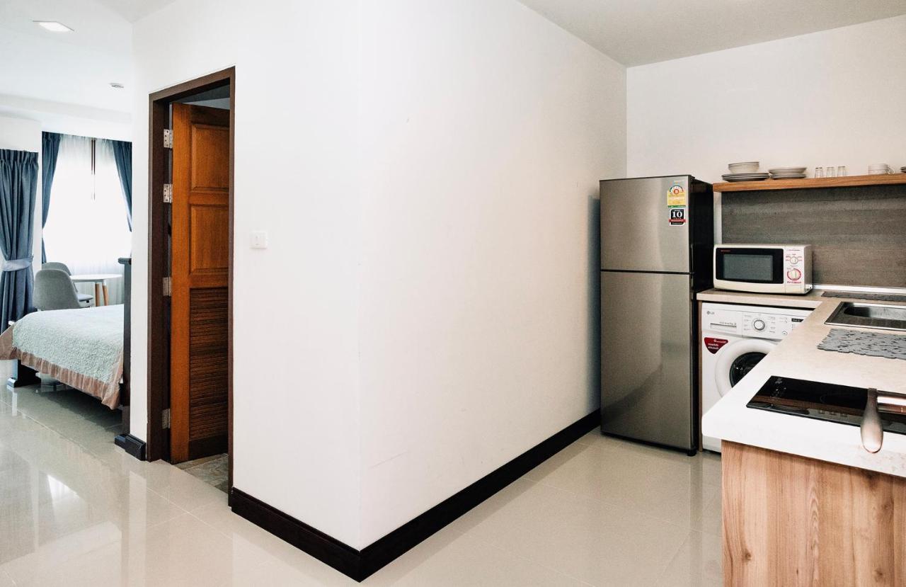 Beach 7 Condo Jomtien Beach Exterior photo